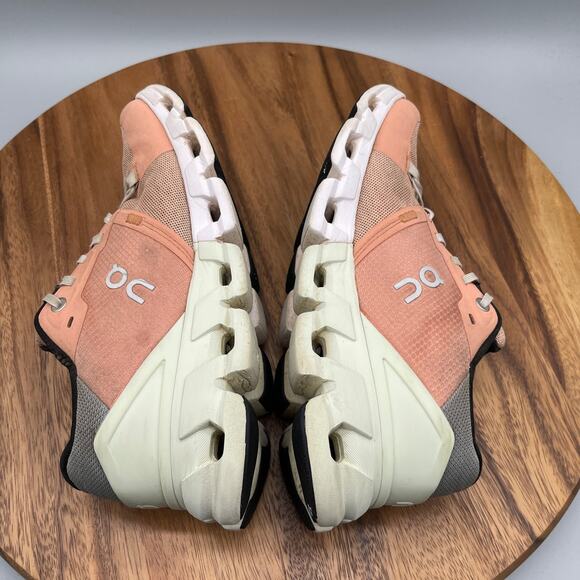 On Cloud Cloudflyer 4 Shoes Womens Size 6.5 Peach Aloe Road Running Comfort Gym - Picture 7 of 9